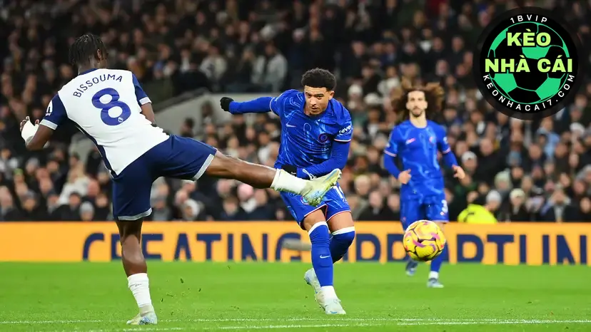 HLV Enzo Maresca vẫn kỳ vọng vào Jadon Sancho