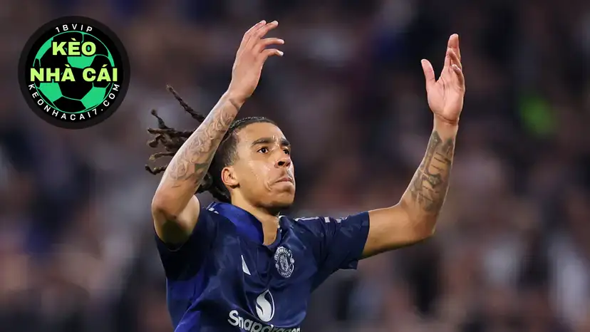 Leny Yoro không thể tận hưởng niềm vui dù ghi bàn mở tỷ số cho Man Utd