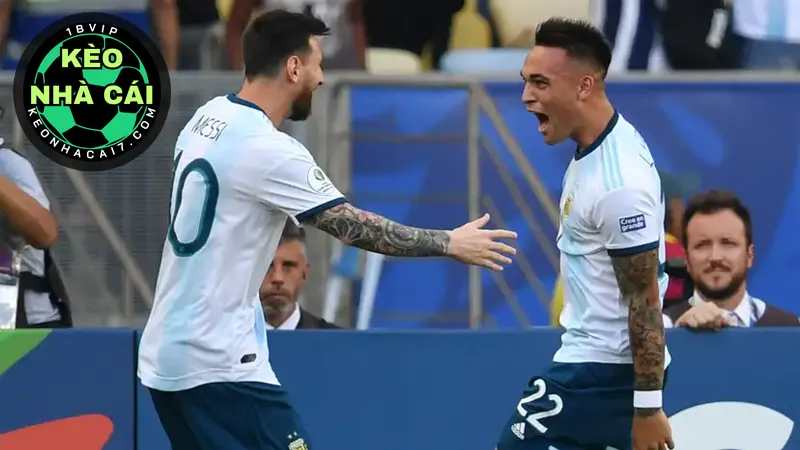 Sau khi từ chối Barcelona, Lautaro Martinez trở thành biểu tượng của Inter Milan